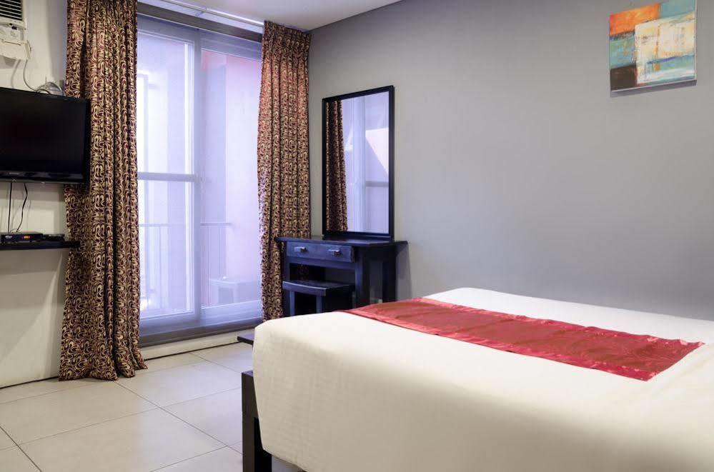 Zen Rooms Santa Cruz Makati City Esterno foto