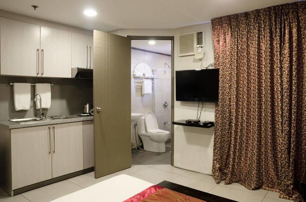 Zen Rooms Santa Cruz Makati City Esterno foto